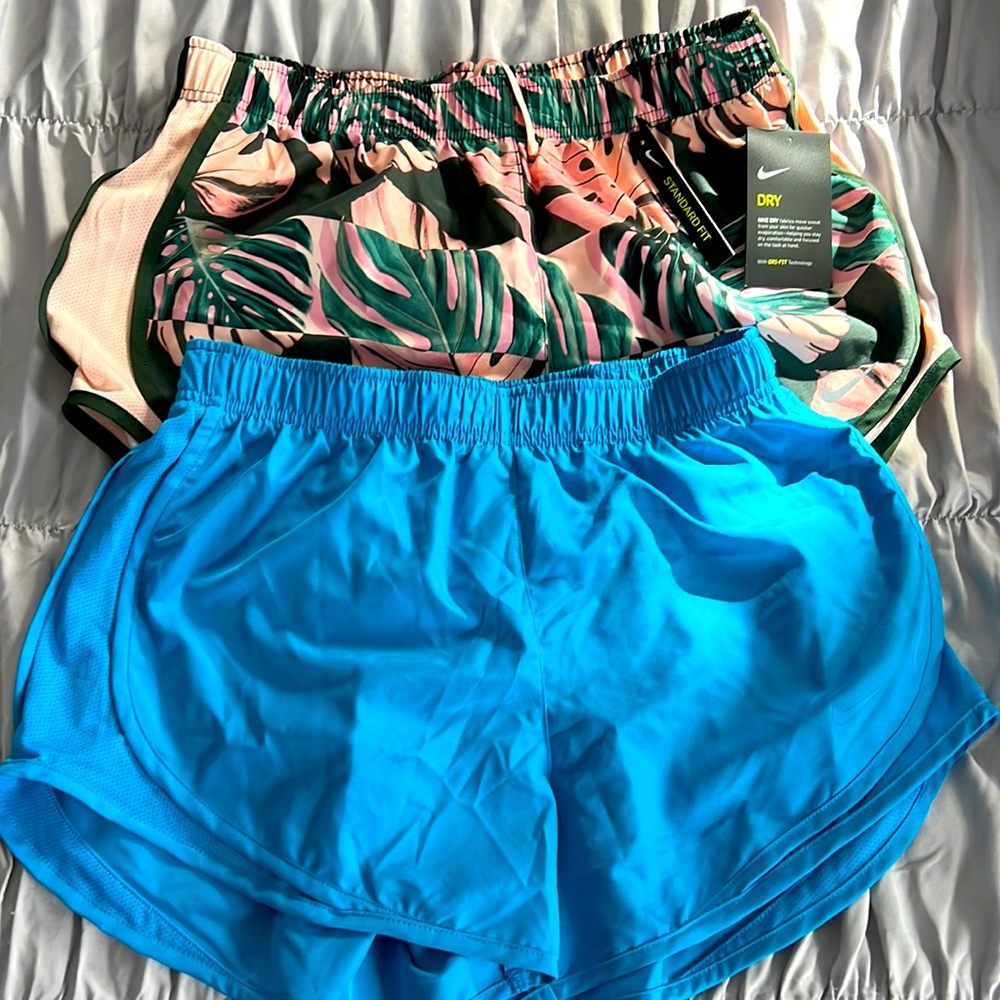 Running shorts